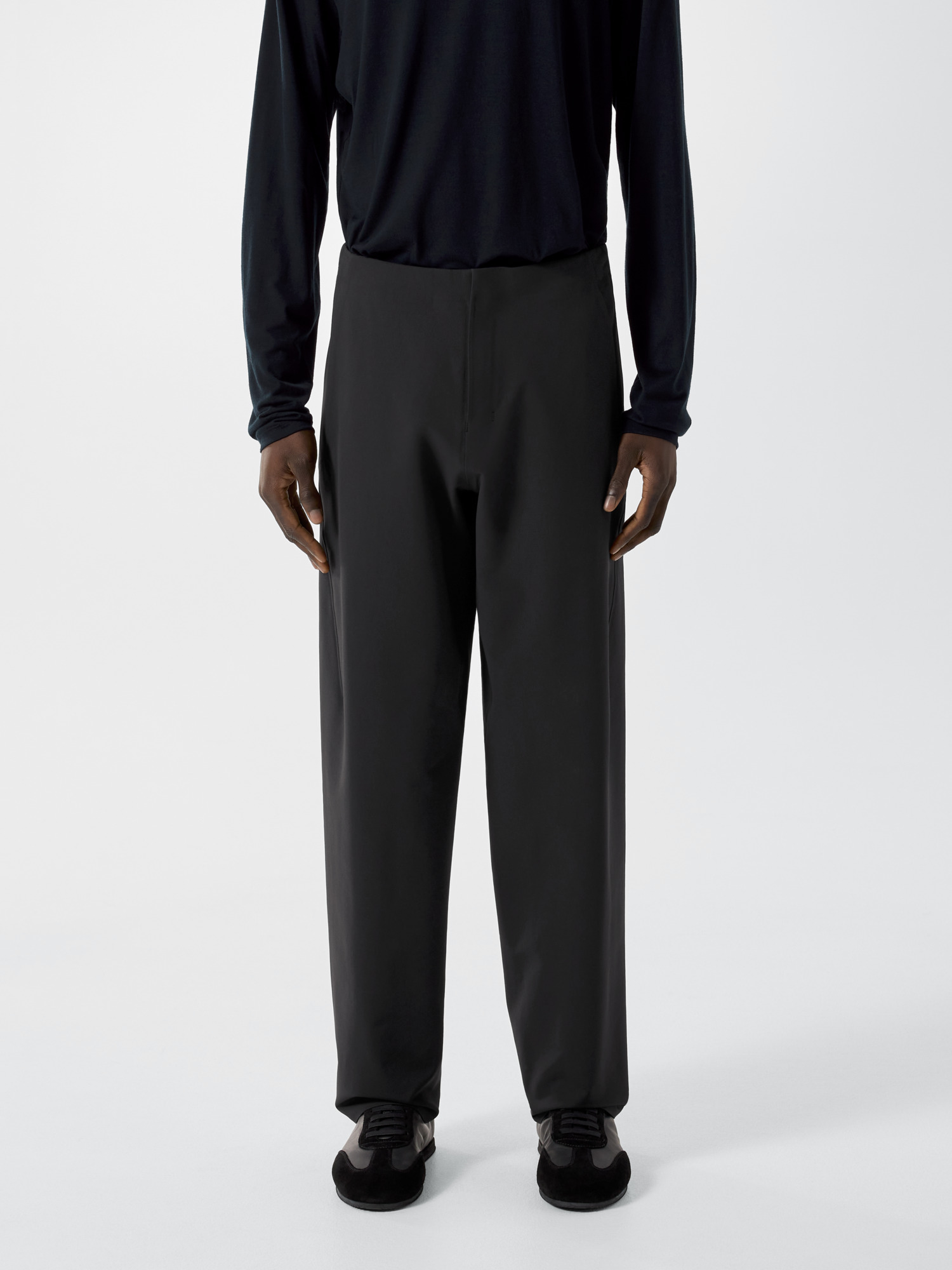F25-X000009123-Spere-Pant-Black-Front-View